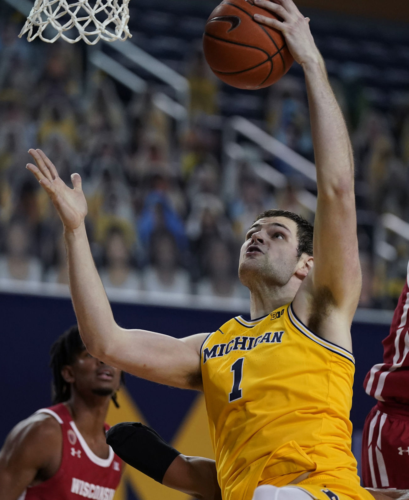 Michigan 77, UW 54